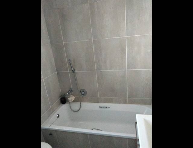 2 BEDROOM APARTMENT FOR SALE IN LONEHILL
